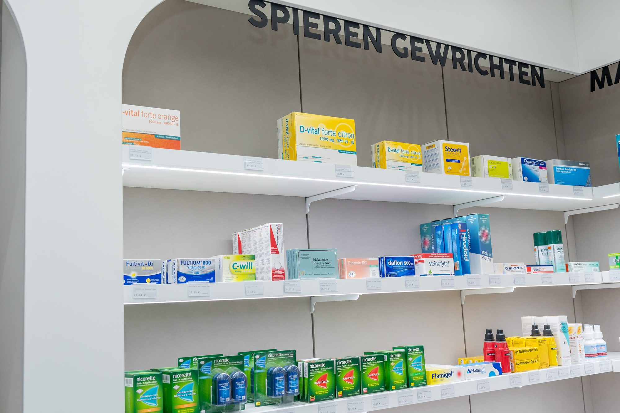 LotusFarma over-the-counter shelving